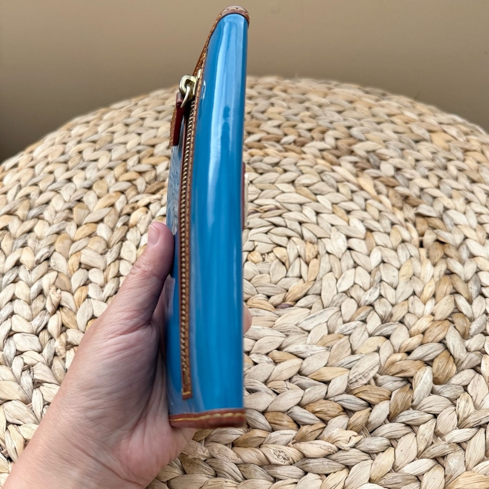 Dooney&Bourke vintage Y2K blue patent leather wallet - Picture 3 of 5